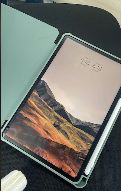 Xiaomi Pad 6 Tablet Found in Krabi at the airport lost/found department.